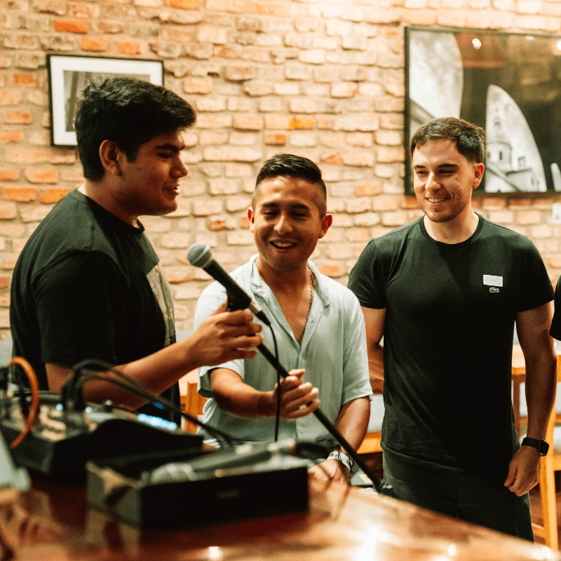 Bonfire Meetup: evento gratuito de inglés en Salta